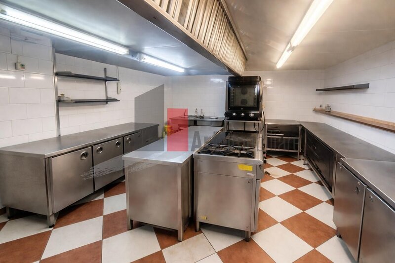 Arcul de Triumf/ Kiseleff spatiu comercial de inchiriat